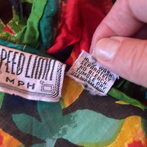 Bright Floral gauze crop top# - Picture 6 of 7